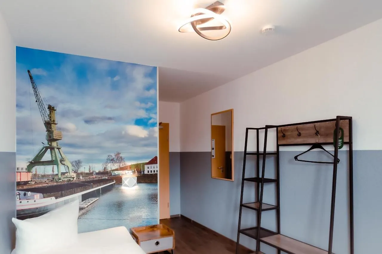 Restaurant Und Pension Alberthafen Dresden 0*,  Germany